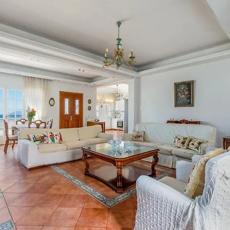 Akrothea Villa