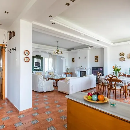 Akrothea Villa