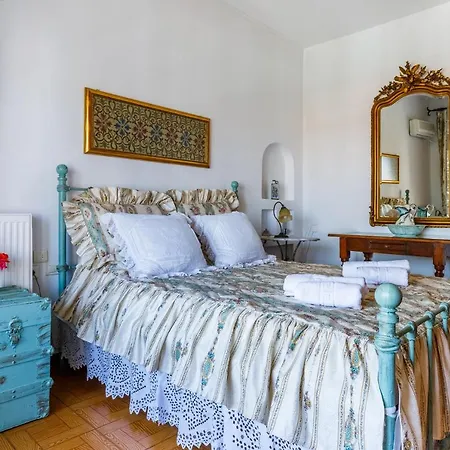 Villa Akrothea *