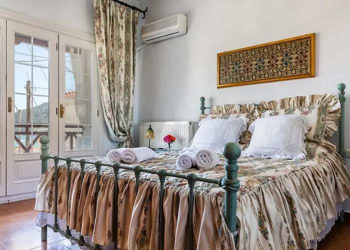 Akrothea * Città di Skopelos