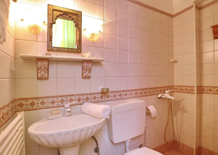 Akrothea * Città di Skopelos